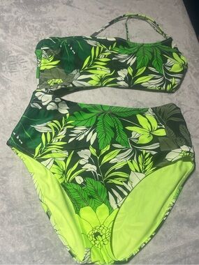 One piece with cut outs bathing suit green. Aerie Sz M